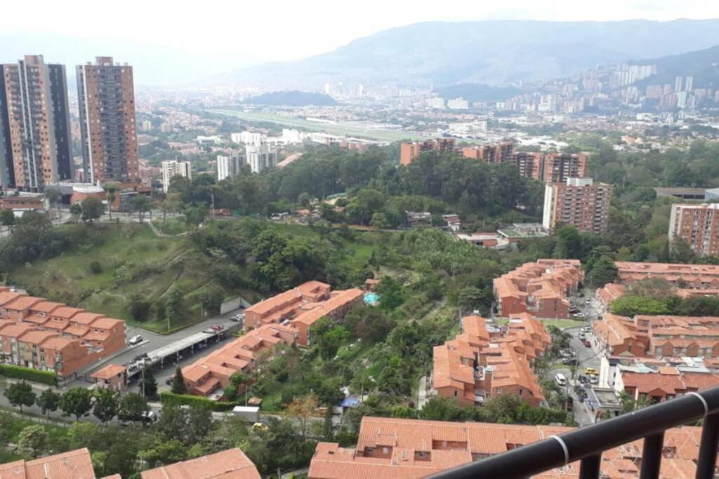 Hermoso Y Acogedor Apartamento En Belen Rodeo Alto Apartman Medellín Kültér fotó